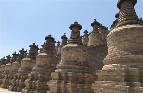 108 Stupas Ningxia