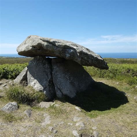 Chûn Quoit West Cornwall