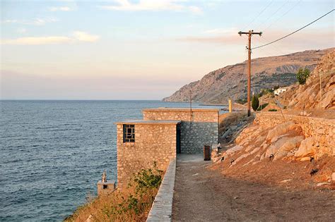 Deste Foundation Hydra Town