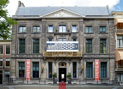 Escher in Het Paleis Den Haag