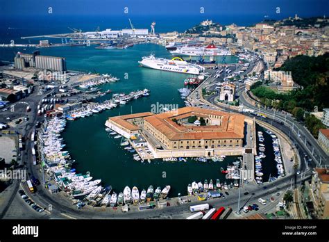 Mole Vanvitelliana Ancona