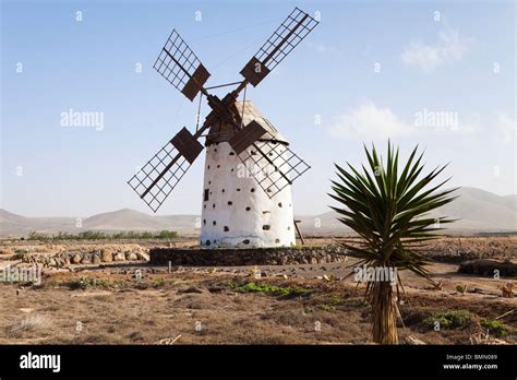 Molino de el Roque El Cotillo