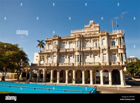 Palacio Velasco Havana