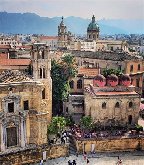 Piazza Bellini Palermo