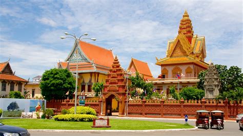 Wat Ounalom Phnom Penh